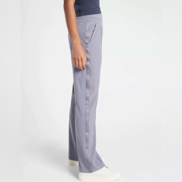 Athleta Nolita Wide Leg Pant in “Tempest Violet” S/657665-03 V/305514 SIZE 18 - Picture 3 of 12